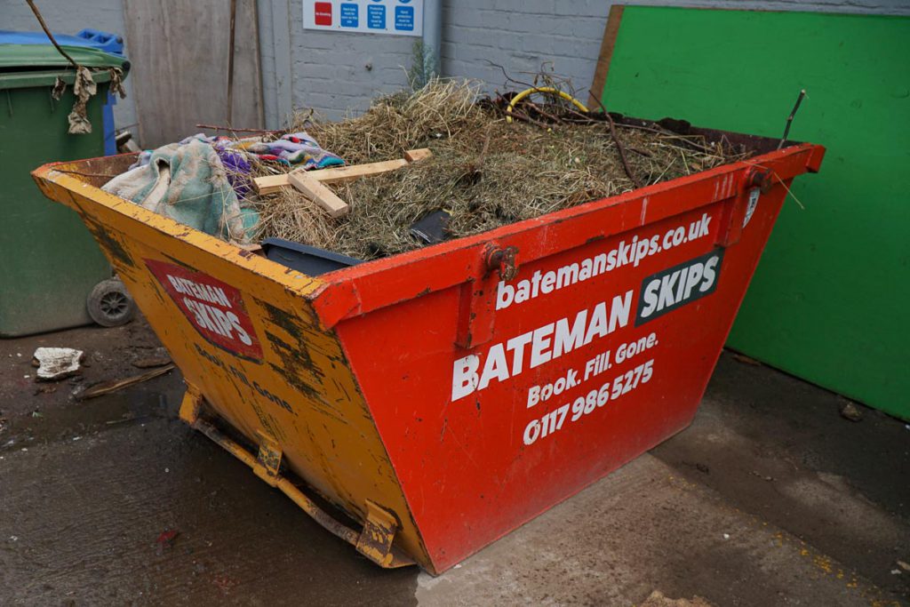 2 Yard Skip Information & Booking Bateman Skips